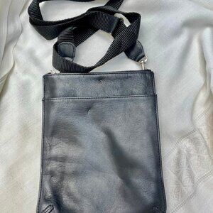 Vintage (1990) Coach Black Passport Crossbody Bag - E'UC